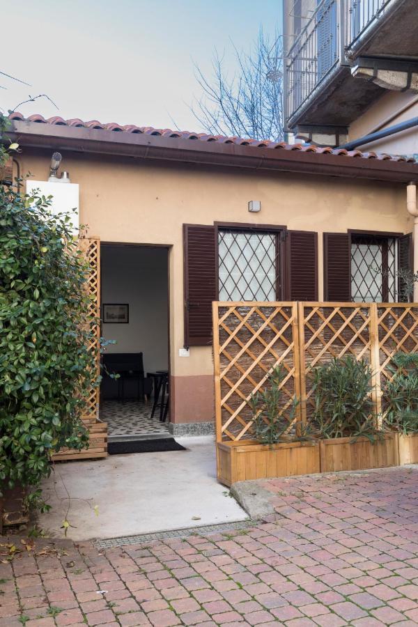 Xenia Apartments - Moderno Appartamento In Fondazione Prada Milán Exterior foto